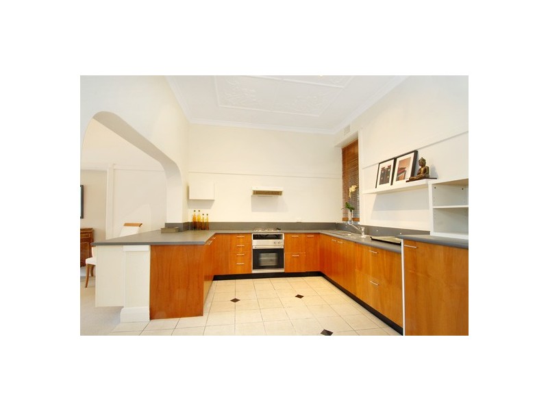 2/144 Beach Street, Coogee NSW 2034