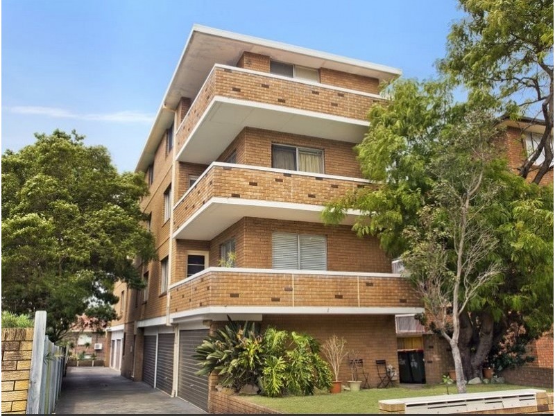 1 Hendy Avenue, Coogee NSW 2034