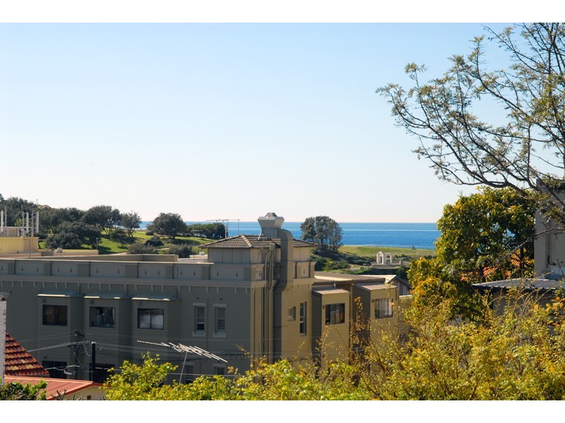 109-111 Brook Street, Coogee NSW 2034