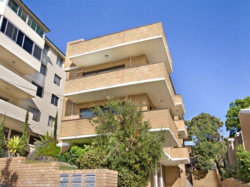 1/202 Beach Street, Coogee NSW 2034