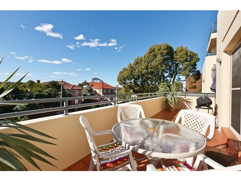 9/75-79 Coogee Bay Road, Coogee NSW 2034