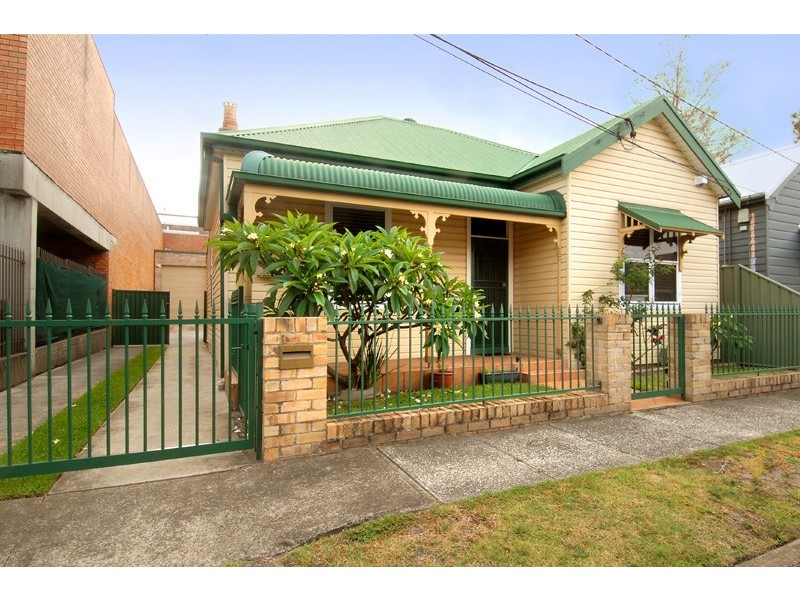 31 Salisbury Street, Botany NSW 2019