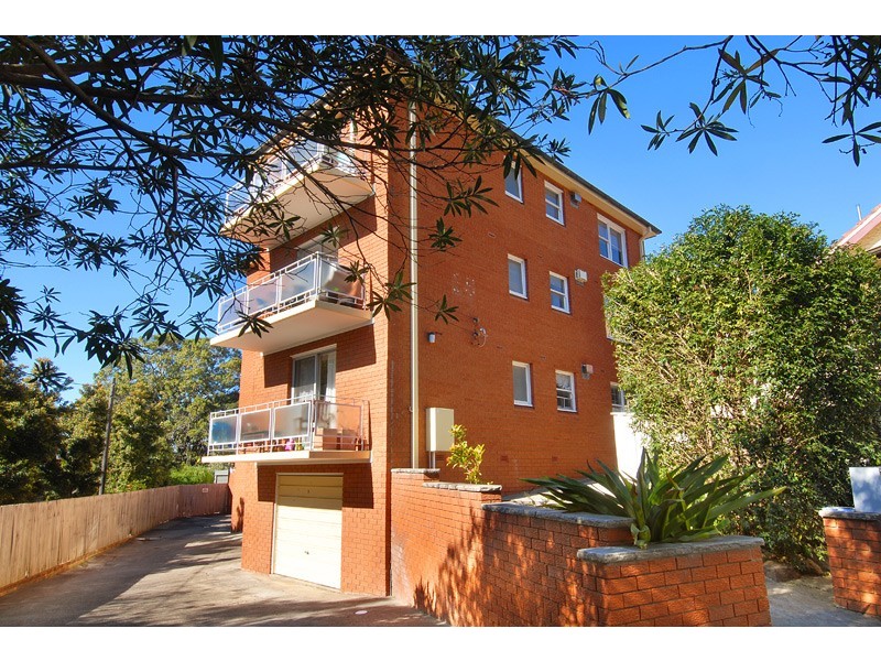 2/25 Berwick Street, Coogee NSW 2034