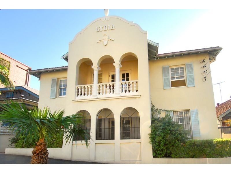 174 Coogee Bay Road, Coogee NSW 2034