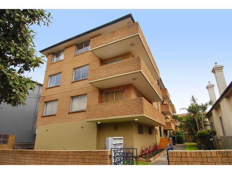 2/19 Carr Street, Coogee NSW 2034