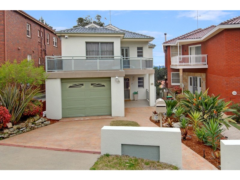 13 French St, Maroubra NSW 2035