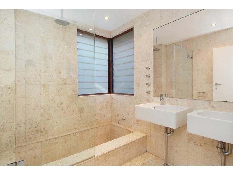 18 Mount Street, Coogee NSW 2034