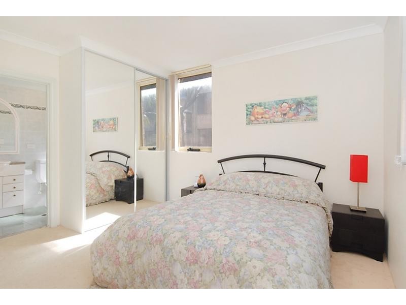 B4/90 Mount Street, Coogee NSW 2034