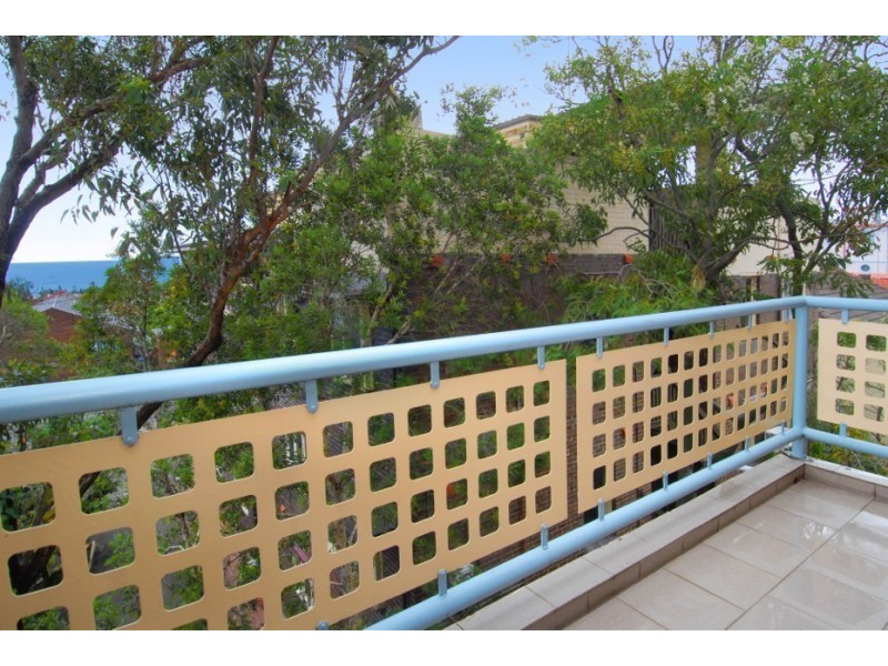 4-8 Edgecumbe Avenue, Coogee NSW 2034