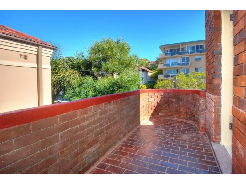 94 Coogee Bay Road, Coogee NSW 2034