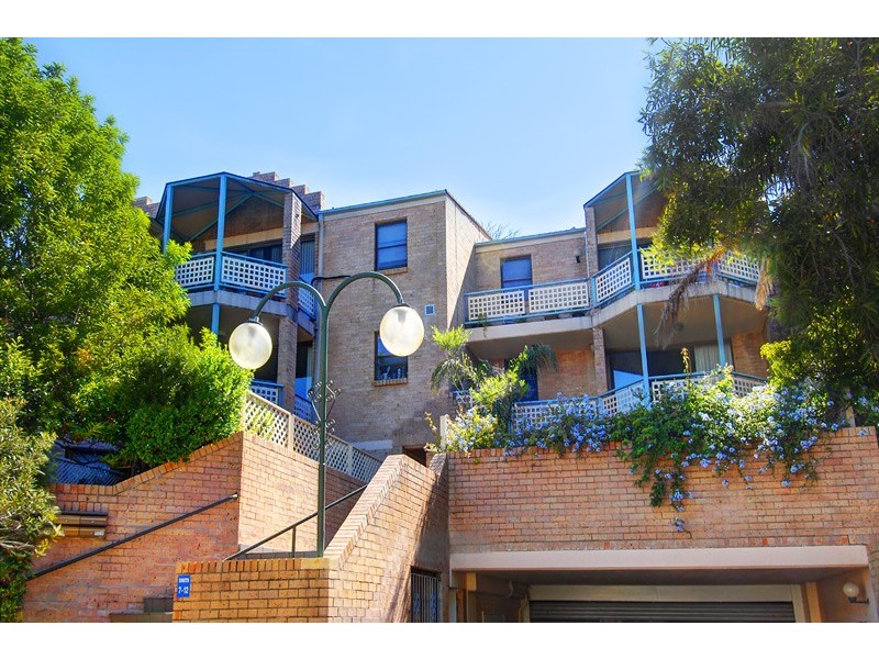 4-8 Edgecumbe Avenue, Coogee NSW 2034