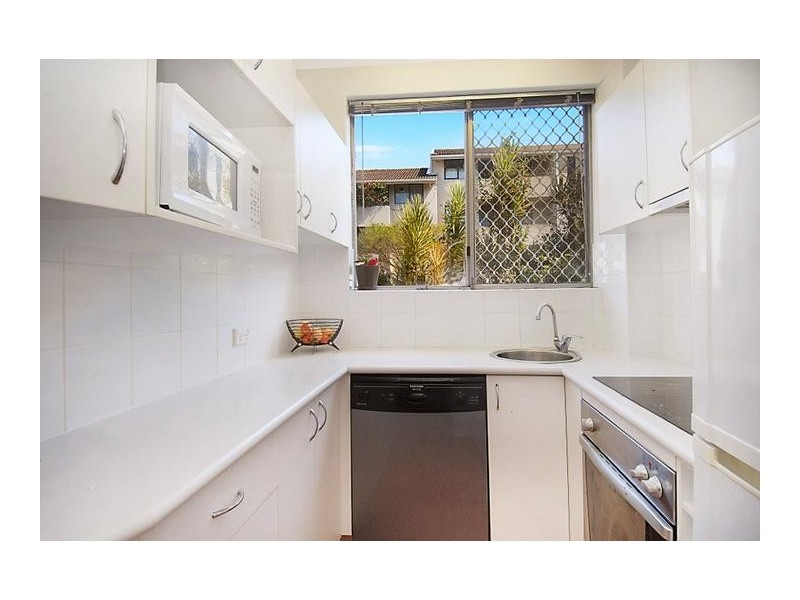2/242 Rainbow Street, Coogee NSW 2034