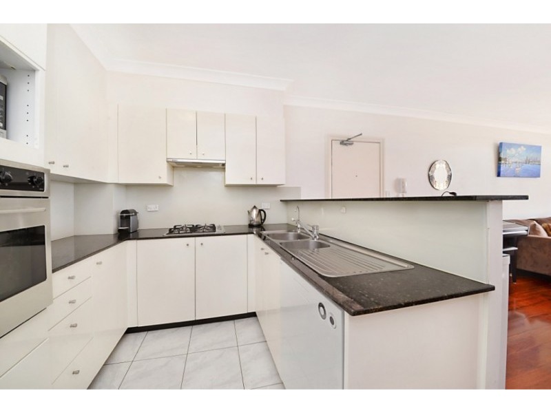 11B/90 Mount Street, Coogee NSW 2034