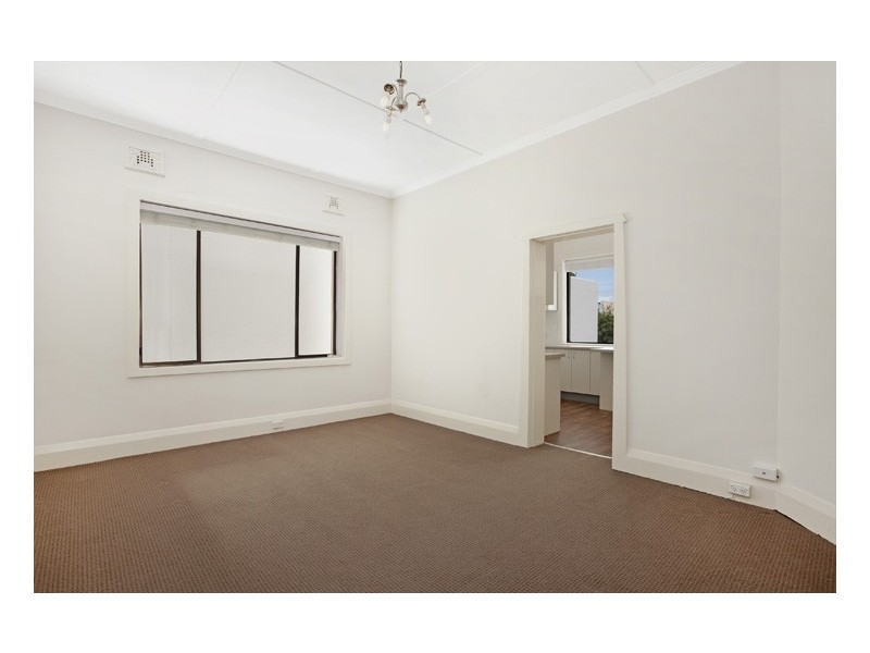 110 Beach Street, Coogee NSW 2034