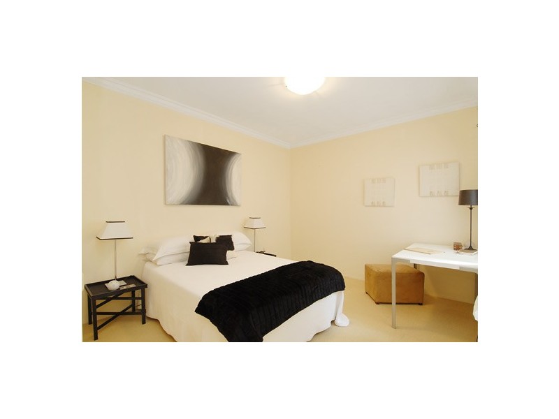 2/11a – 15 Berwick Street, Coogee NSW 2034