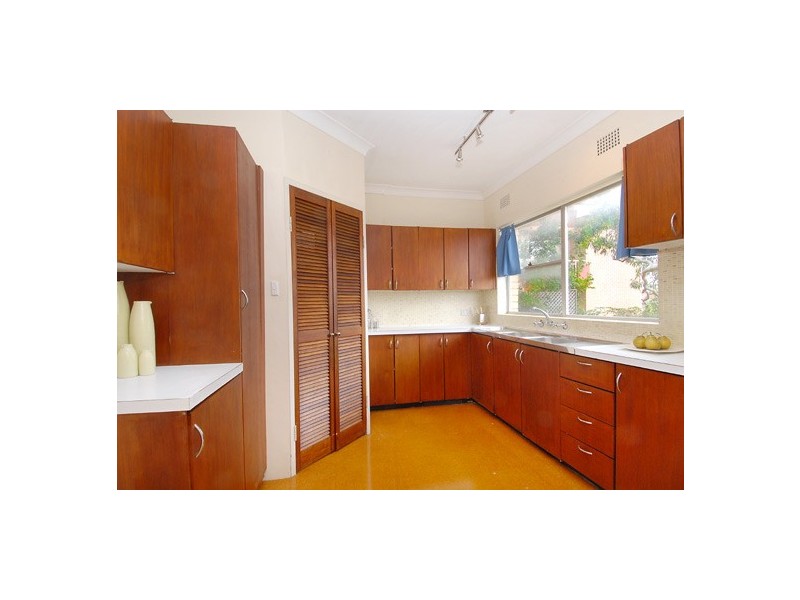 2/11a – 15 Berwick Street, Coogee NSW 2034