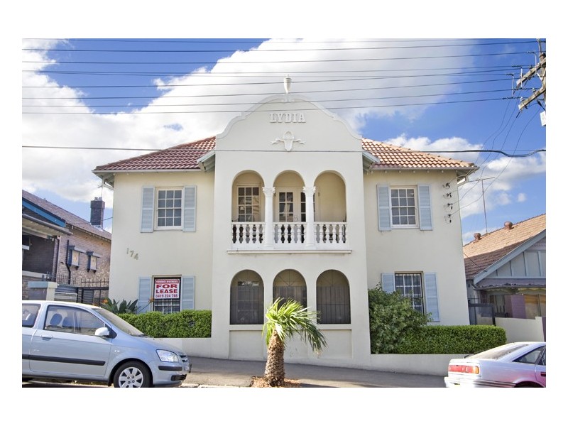 174 Coogee Bay Road, Coogee NSW 2034