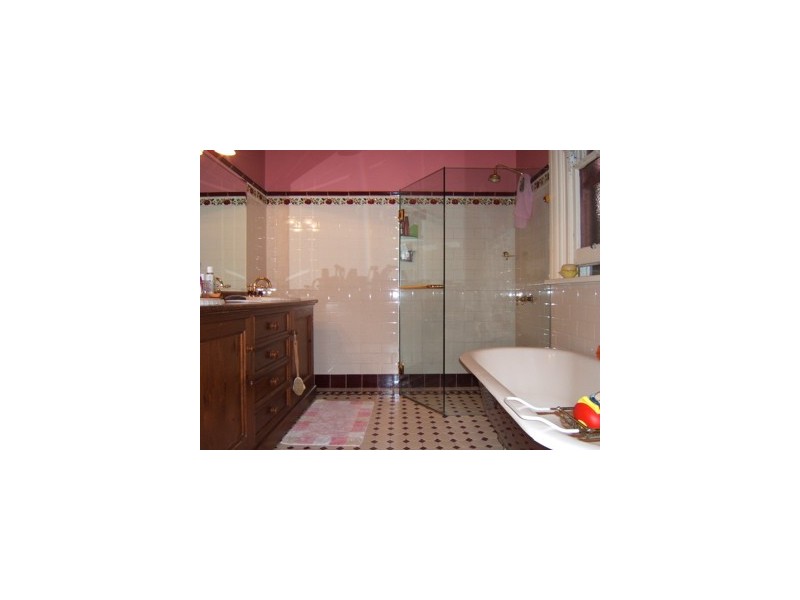 8 Ethne Ave, Randwick NSW 2031