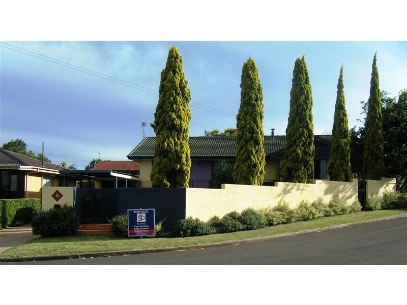 Centenary Heights QLD 4350