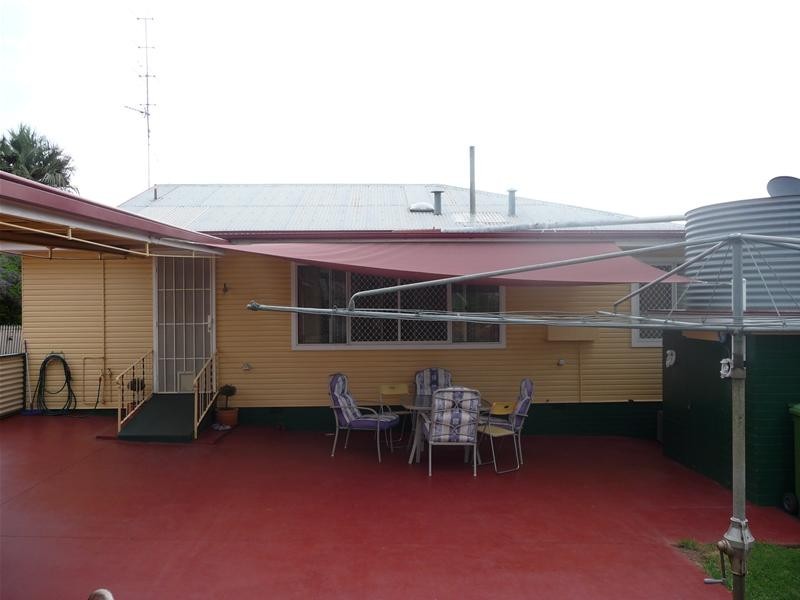 Mount Lofty QLD 4350