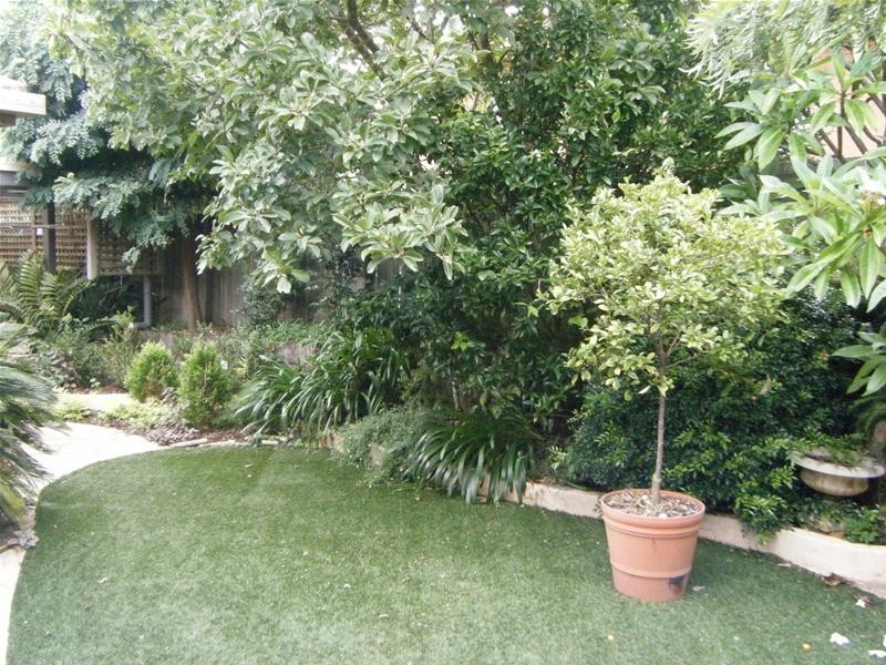 Centenary Heights QLD 4350