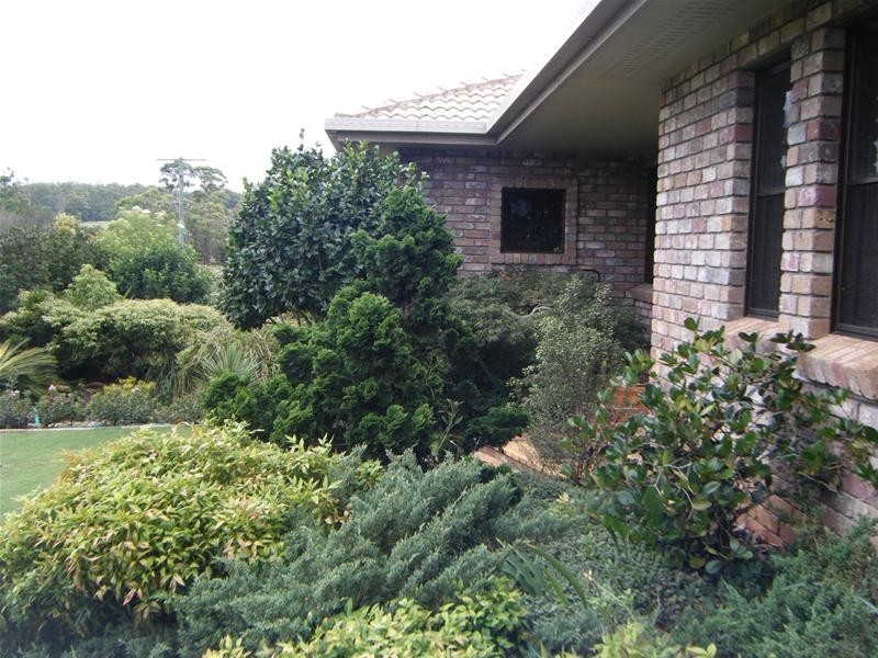 Centenary Heights QLD 4350