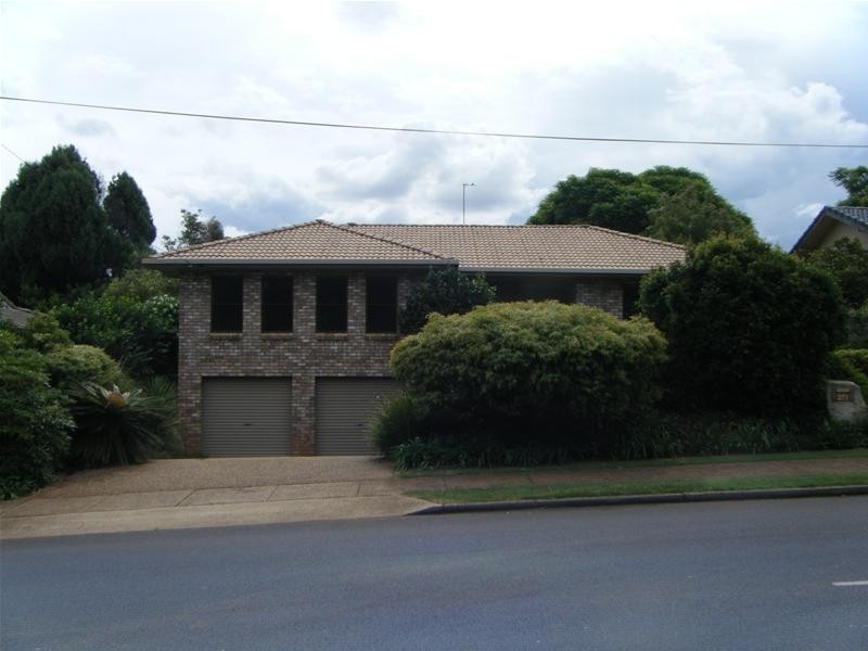 Centenary Heights QLD 4350