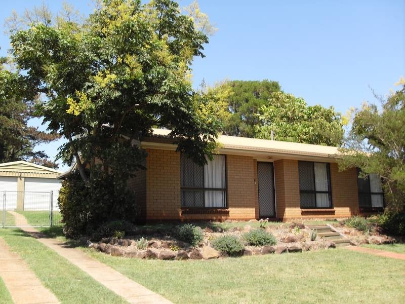 30 CHAMPAGNE CRESCENT, Wilsonton QLD 4350