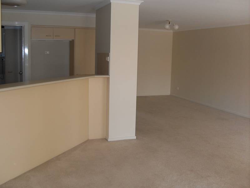 29/367 MARGARET, Newtown QLD 4350