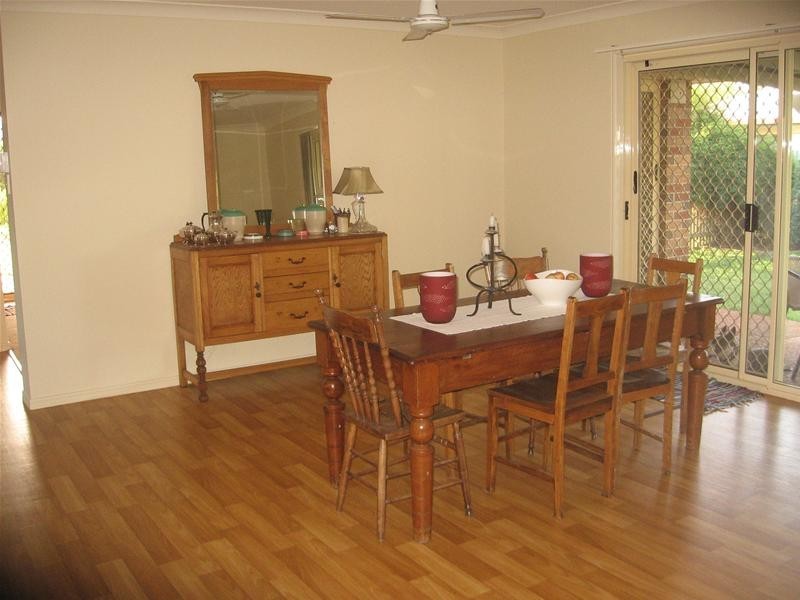 Kearneys Spring QLD 4350