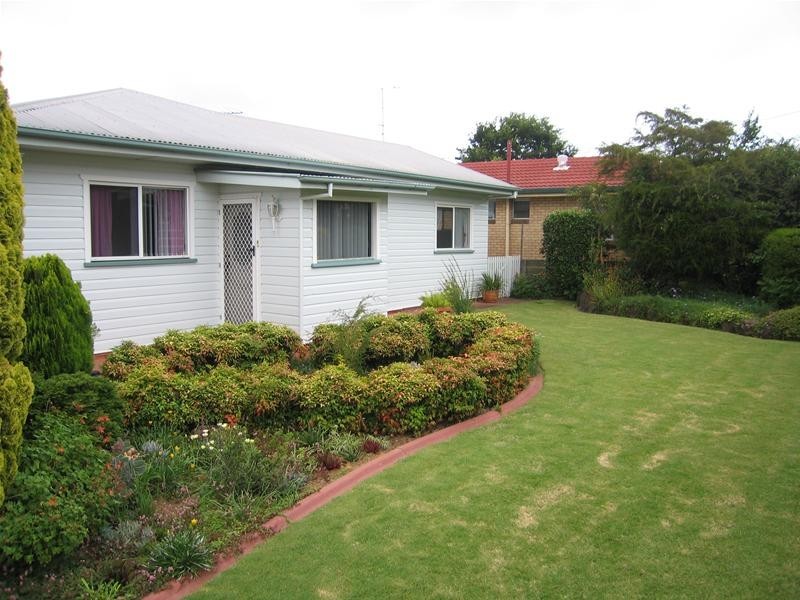 Kearneys Spring QLD 4350