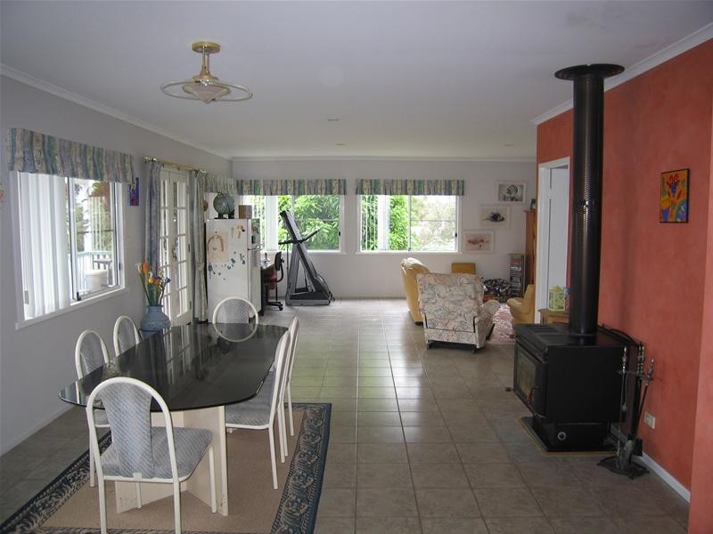 Kearneys Spring QLD 4350