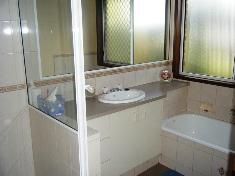 Glenvale QLD 4350