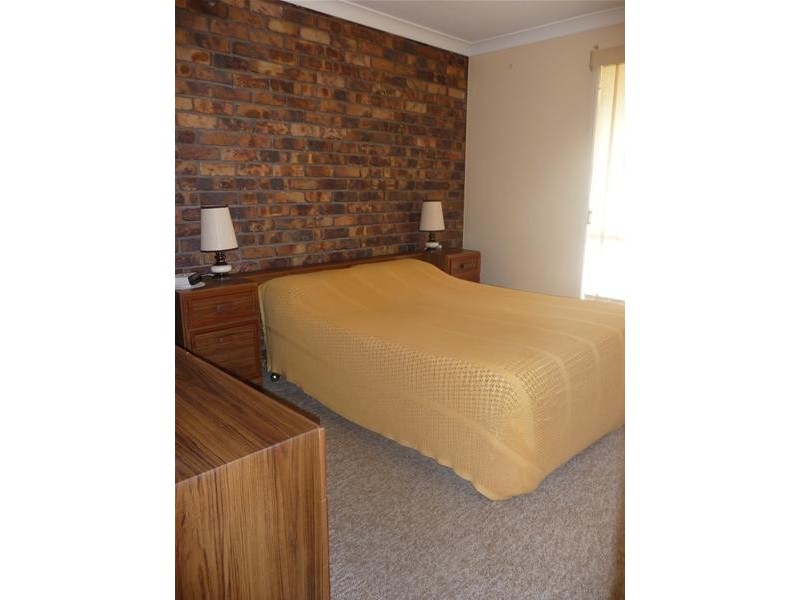 Centenary Heights QLD 4350