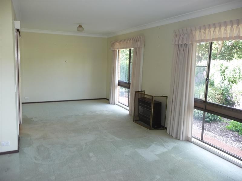 Centenary Heights QLD 4350