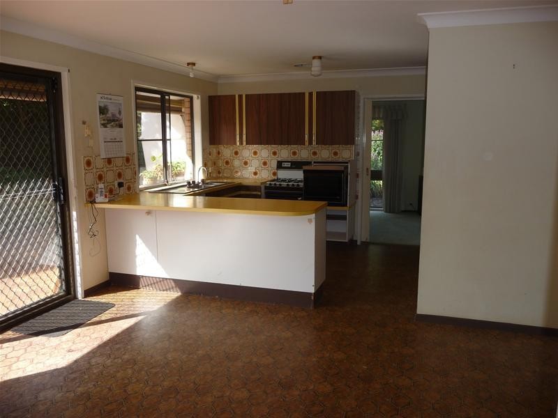 Centenary Heights QLD 4350