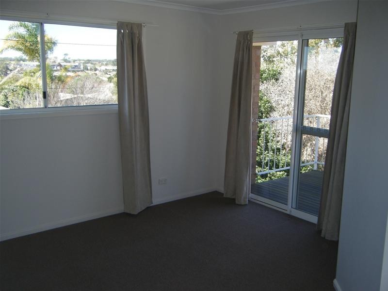 Kearneys Spring QLD 4350