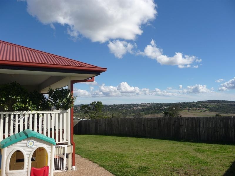 Mount Kynoch QLD 4350
