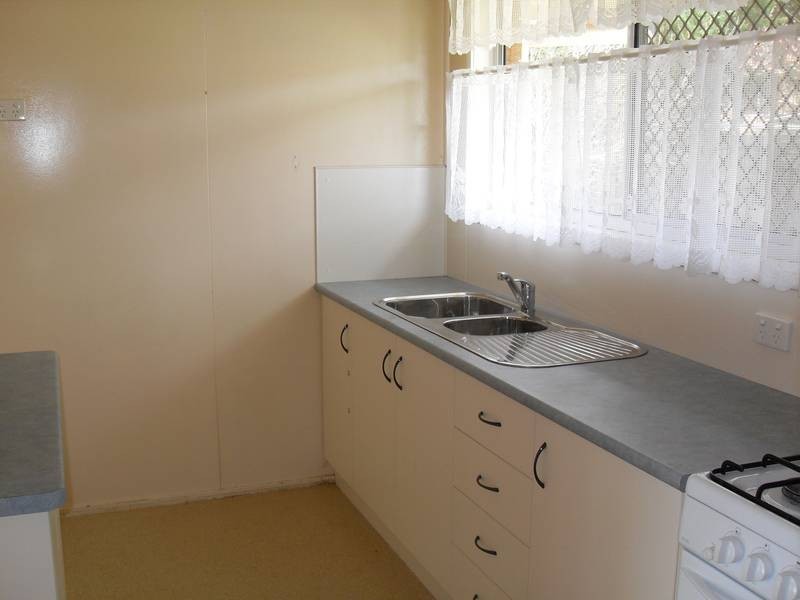 6 GALA STREET, Rockville QLD 4350