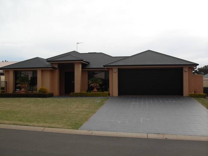 Middle Ridge QLD 4350