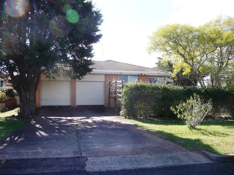 Centenary Heights QLD 4350