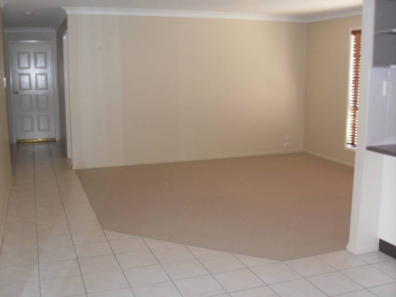 Kearneys Spring QLD 4350