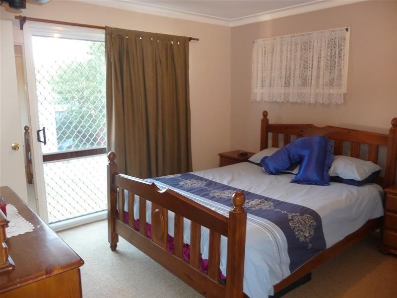 Kearneys Spring QLD 4350