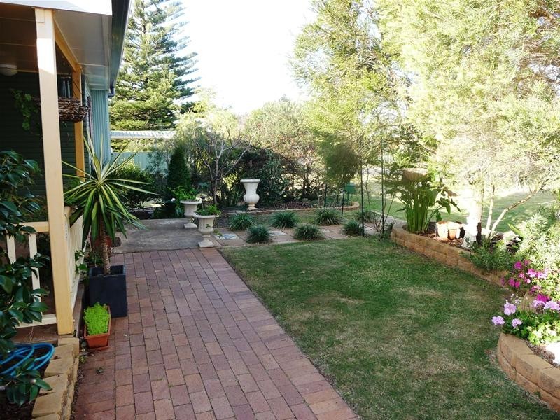 Mount Lofty QLD 4350