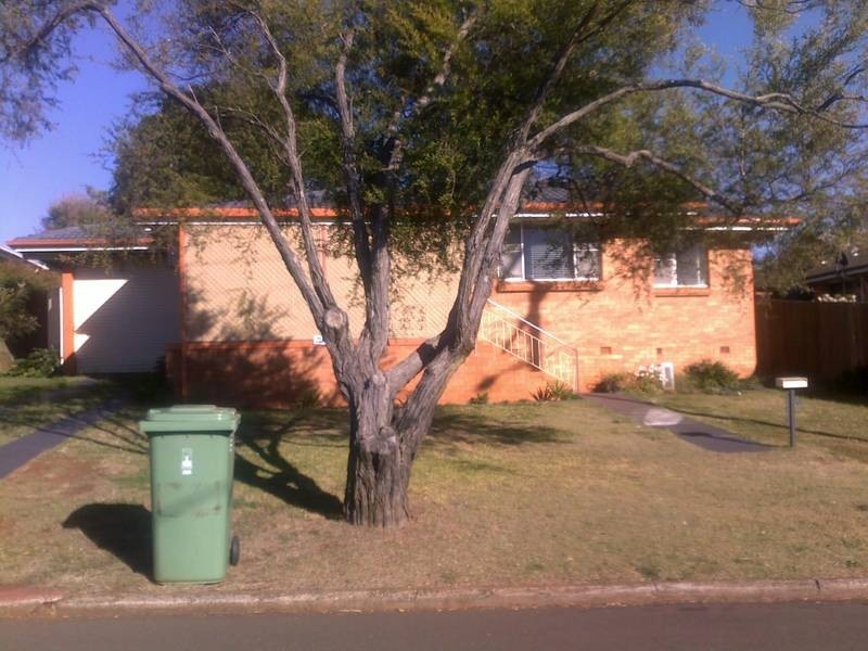 Centenary Heights QLD 4350