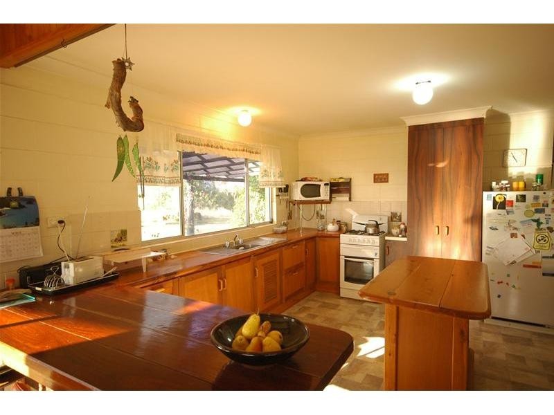 Hodgson Vale QLD 4352