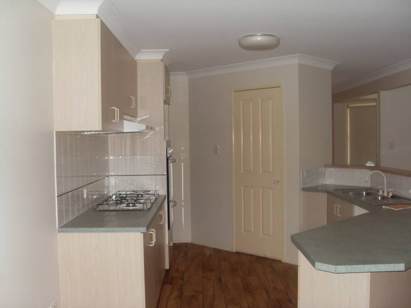 Kearneys Spring QLD 4350