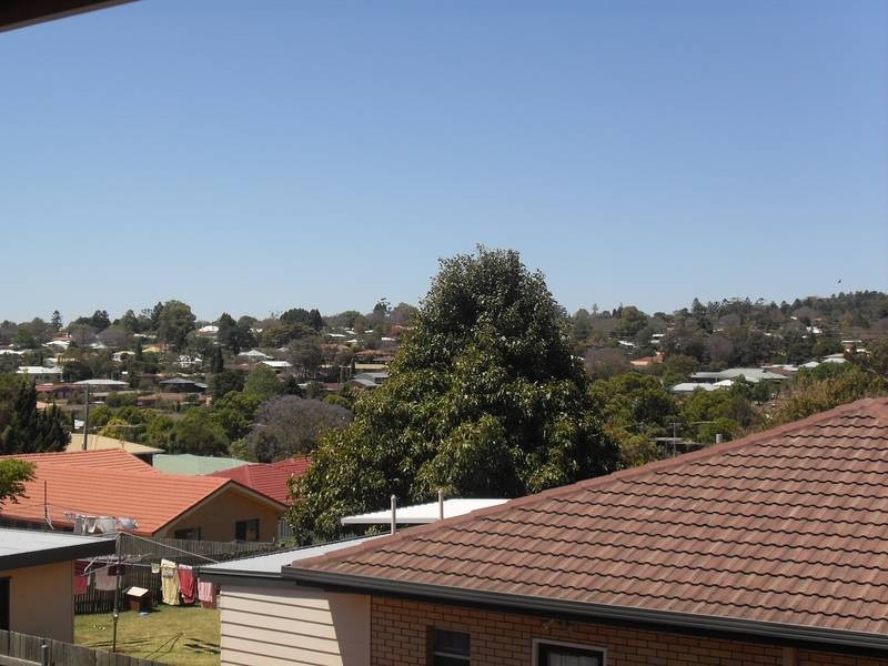 Centenary Heights QLD 4350