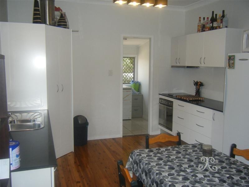 Mount Lofty QLD 4350