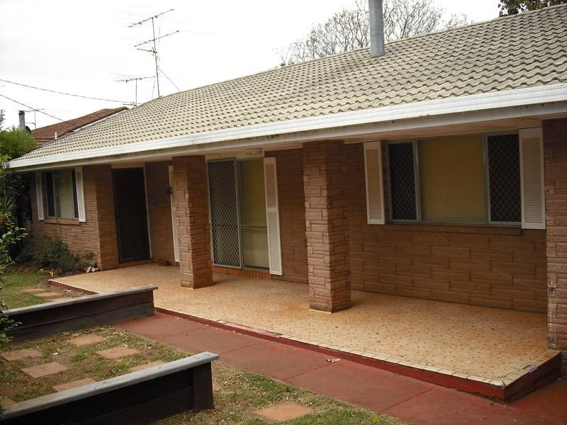 Mount Lofty QLD 4350